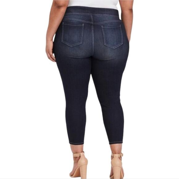 Torrid Lean Jean Crop Dark Wash Pull On Stretch Skinny Plus Size 3 3X - Picture 2 of 11
